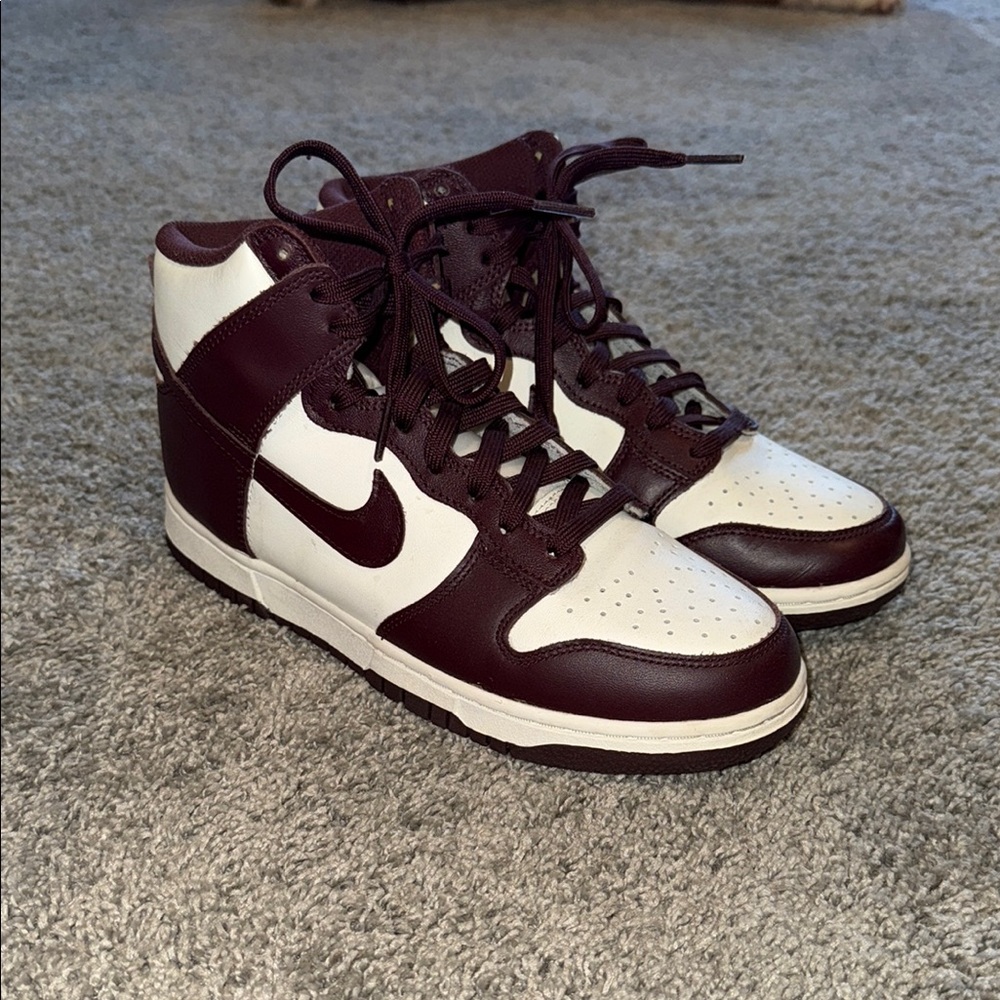 Nike White and Purple Sneakers with Classic Basketball Silhouette